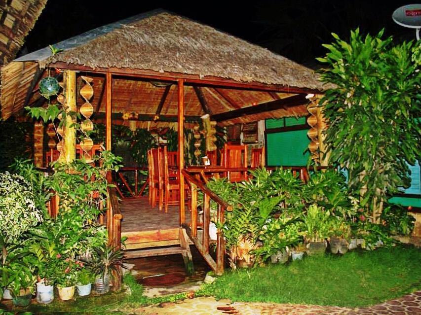 טאיטאי Pems Pension And Restaurant מראה חיצוני תמונה