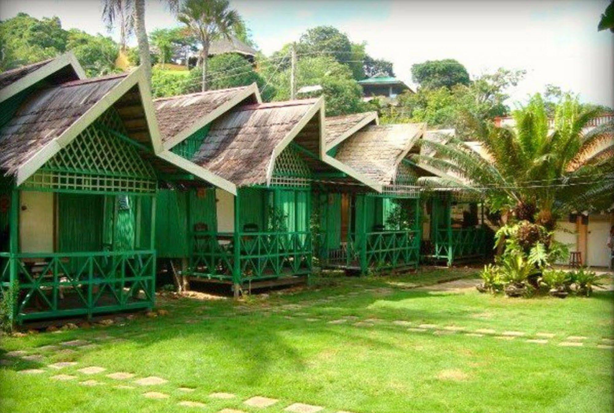 טאיטאי Pems Pension And Restaurant מראה חיצוני תמונה