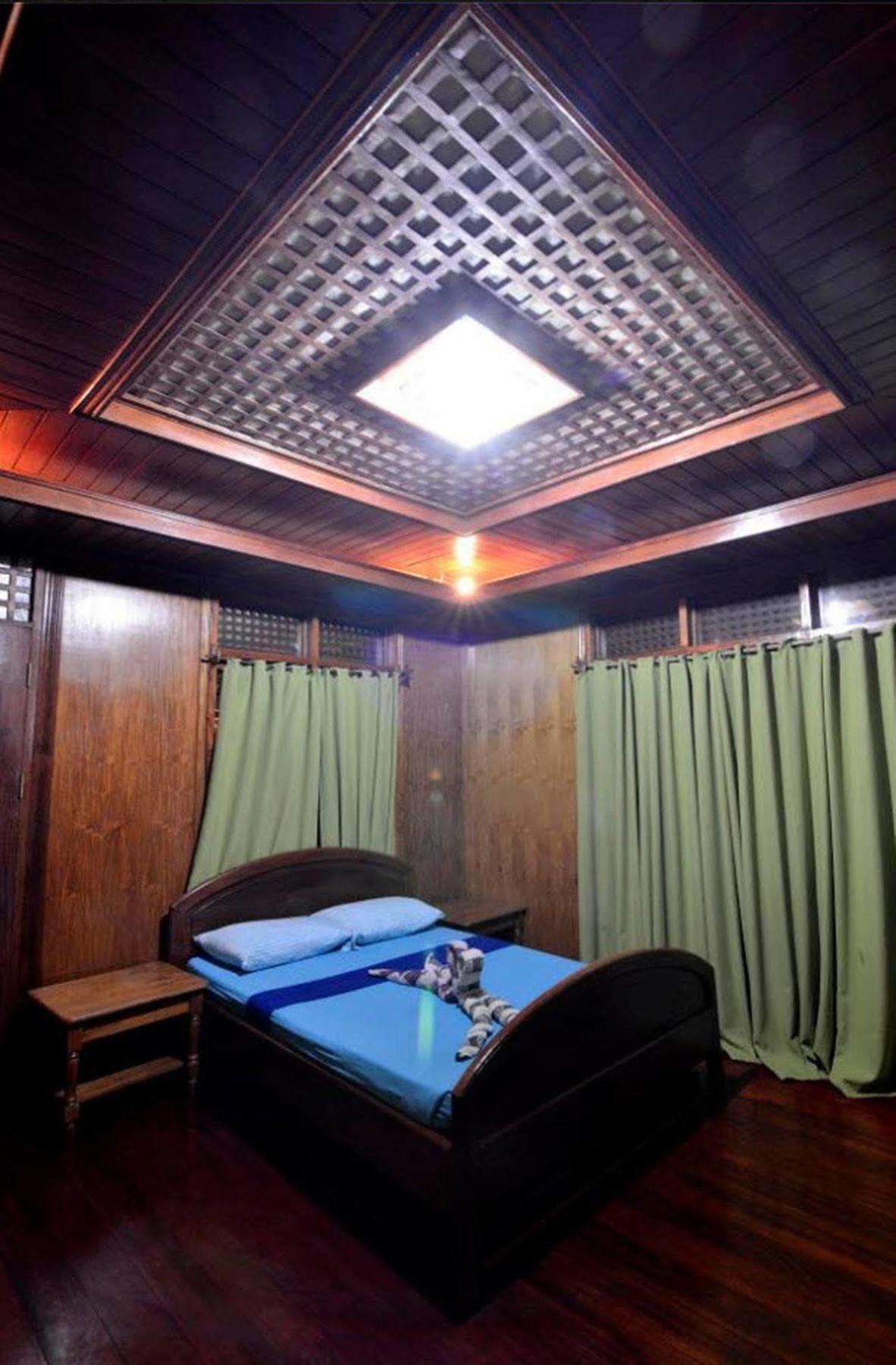 טאיטאי Pems Pension And Restaurant מראה חיצוני תמונה
